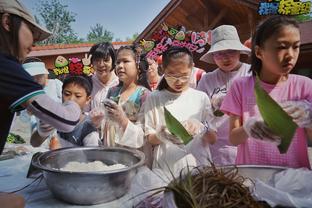 记者：澳超西部联的技术分析师文森佐-伊拉多将加入海港教练组